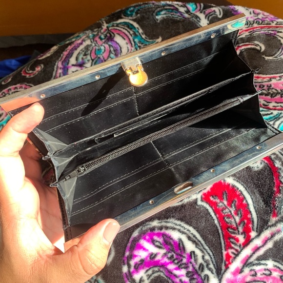 Wallet - Picture 3 of 3